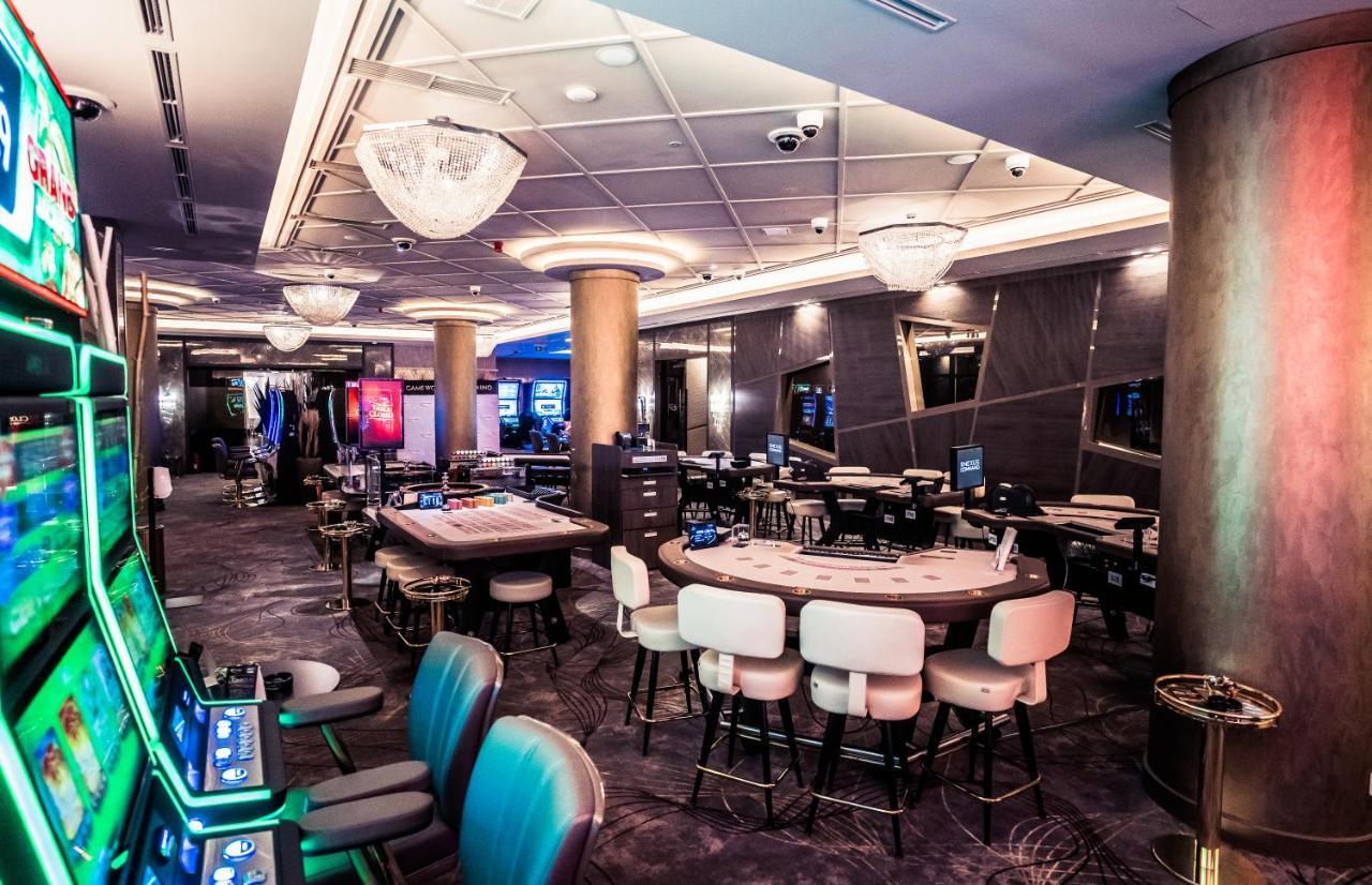 Hotel Europa Komárno Eksteriør billede