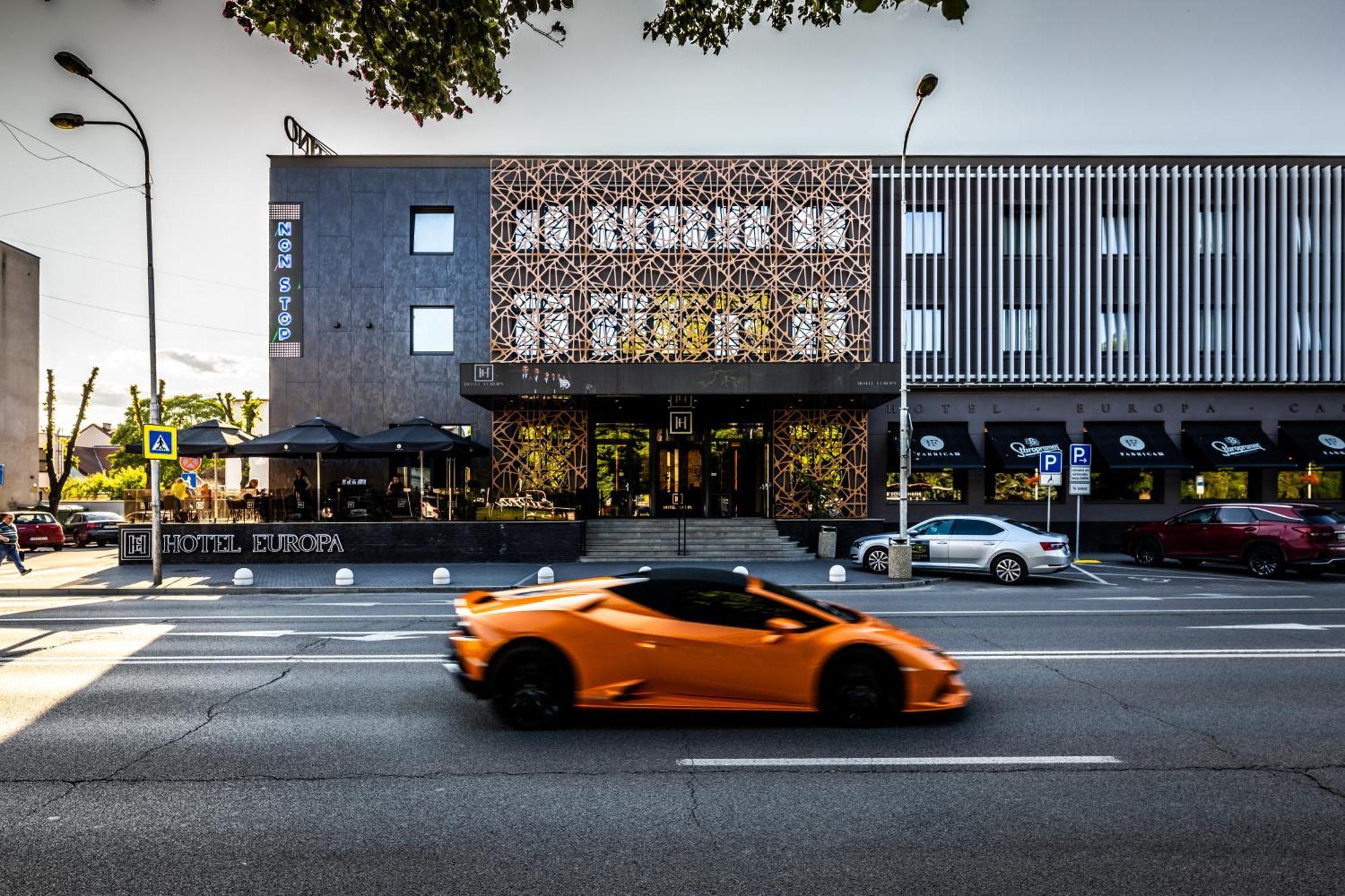 Hotel Europa Komárno Eksteriør billede